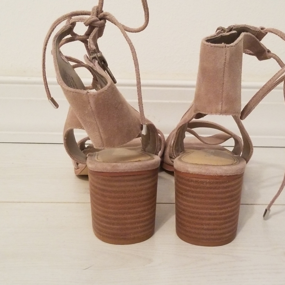Shoes - Picture 3 of 3